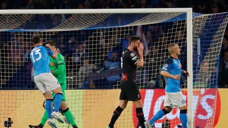 Đổi ca 4-8: Napoli vs Milan - Ảnh review xb trong khung 4h - 4h30 - Bóng Đá