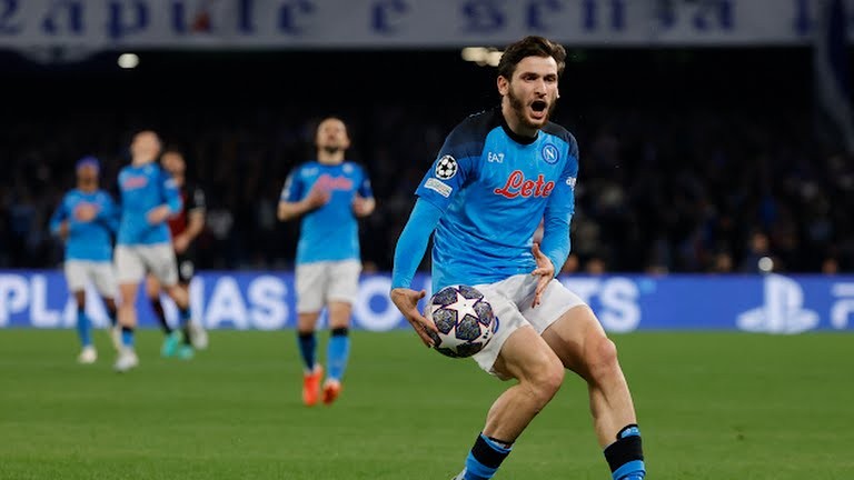 Đổi ca 4-8: Napoli vs Milan - Ảnh review xb trong khung 4h - 4h30 - Bóng Đá