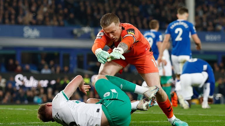 Quá bùng nổ, Newcastle United bắt đầu bứt tốc ở cuộc đua top 4 - Bóng Đá