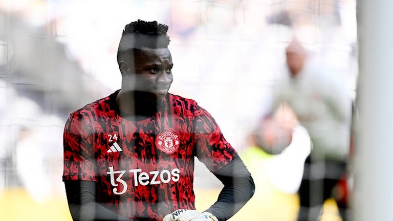 Sao không có penalty cho Man Utd? - Bóng Đá
