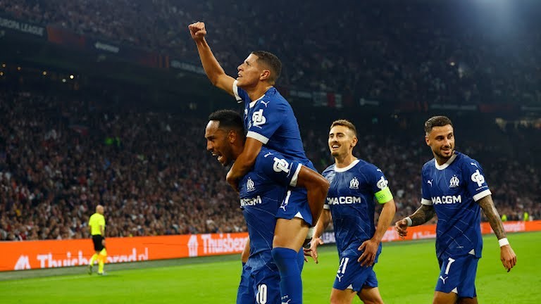 Aubameyang shines as Marseille draw Ajax - Bóng Đá