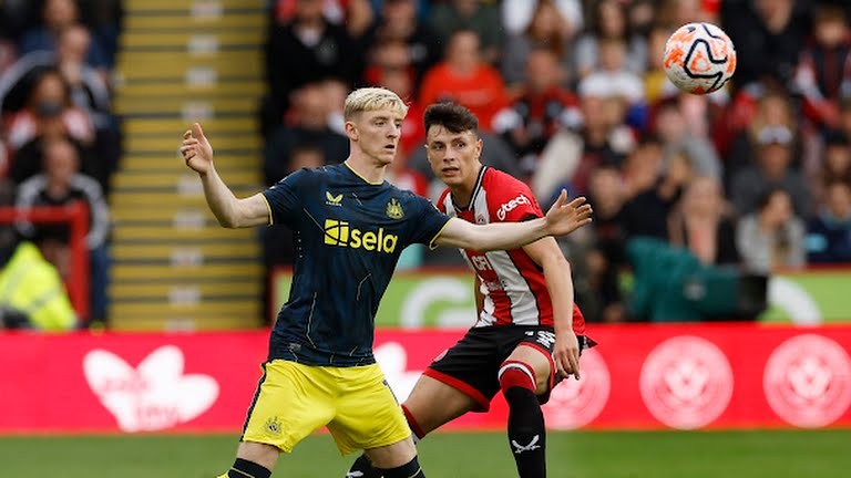 CHOÁNG! Newcastle United thắng đậm 8-0 - Bóng Đá