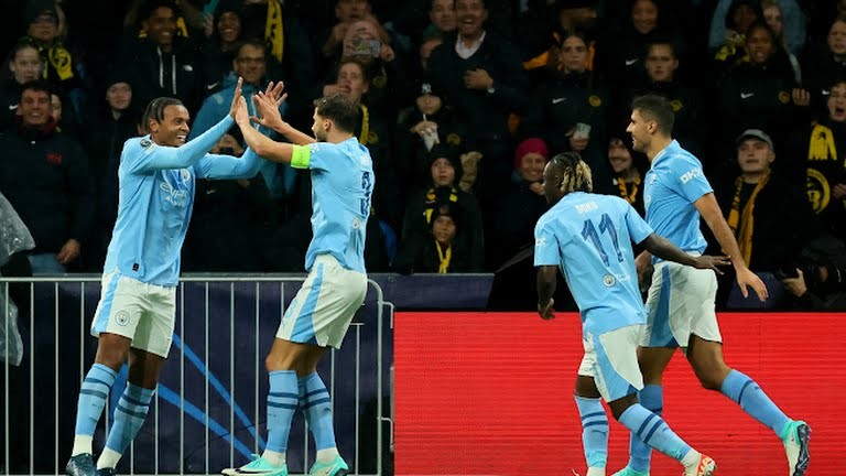 Haaland lập cú đúp, Man City toàn thắng 3 trận - Bóng Đá
