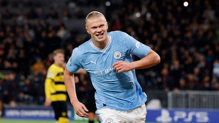 Haaland lập cú đúp, Man City toàn thắng 3 trận - Bóng Đá