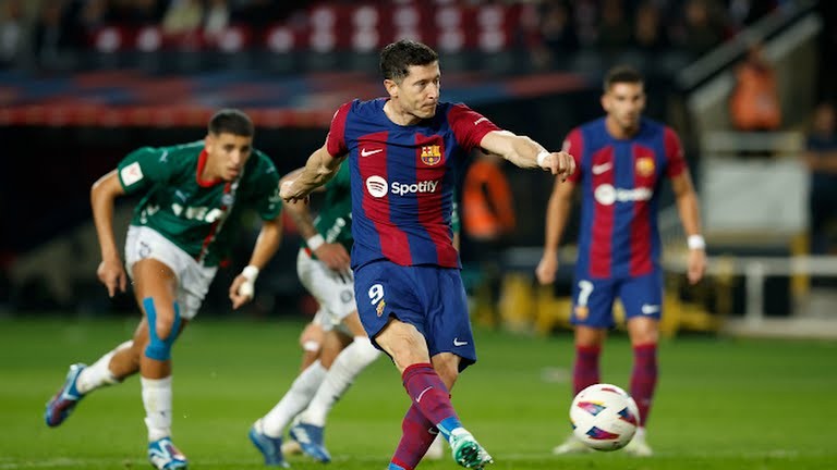 Câu trả lời đanh thép của Robert Lewandowski - Bóng Đá