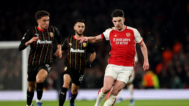 Arsenal has 6 different scorers in a 6-0 win over Lens to advance to round of 16 in Champions League - Bóng Đá