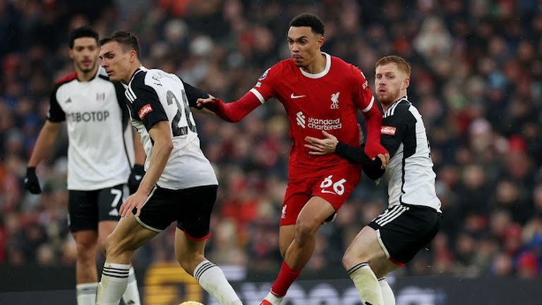 Ngày thi đấu quá kịch tính ở Premier League - Bóng Đá