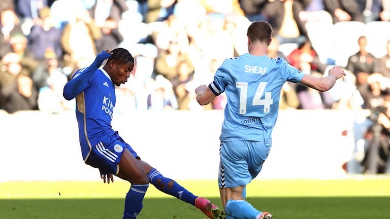 Địa chấn xảy ra, Leicester City thua thảm - Bóng Đá