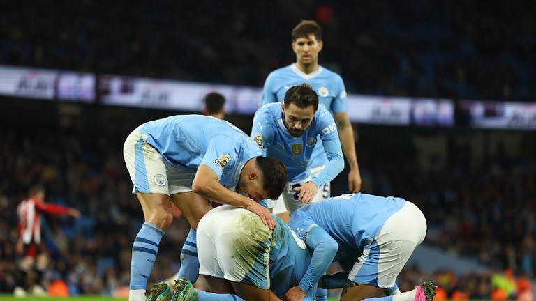 Man City - Brentford 4h50 - Bóng Đá