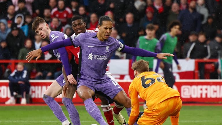 Sau trận Nottingham Forest - Liverpool  - Bóng Đá