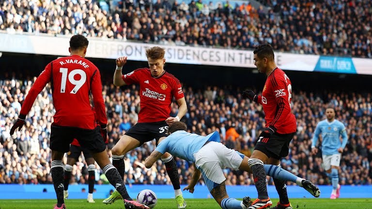 Andre Onana có 45 phút quá hay trước Man City - Bóng Đá