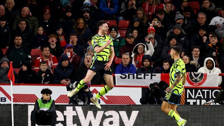 Arsenal đá thế này còn không mau vô địch - Bóng Đá