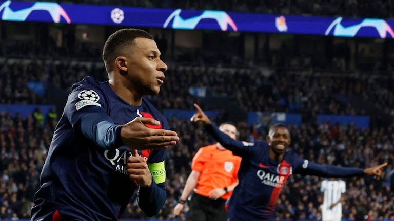 Trường hợp kỳ lạ của Messi ở PSG - Bóng Đá