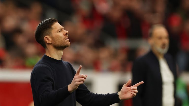 Thua sốc, Bayer Leverkusen lần đầu gục ngã mùa này - Bóng Đá