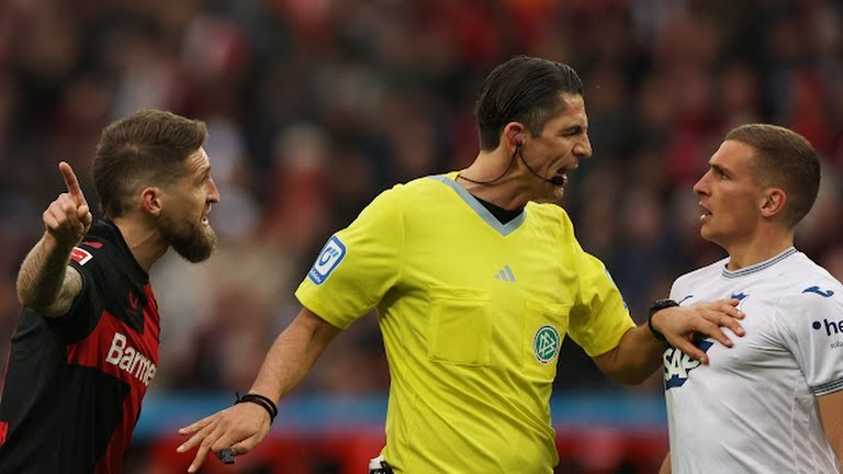 Thua sốc, Bayer Leverkusen lần đầu gục ngã mùa này - Bóng Đá
