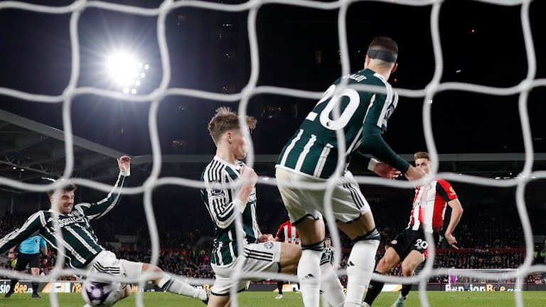 Dấu chấm hết cho Man Utd - Bóng Đá