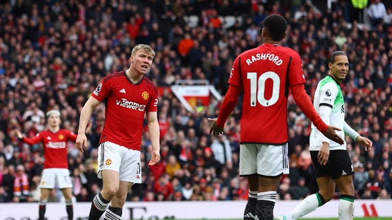 Quá đẳng cấp, Mainoo 'vẽ cầu vồng' tung lưới Liverpool - Bóng Đá