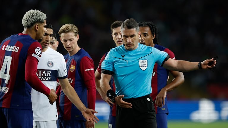 Khung cảnh quá khắc nghiệt ở Champions League - Bóng Đá