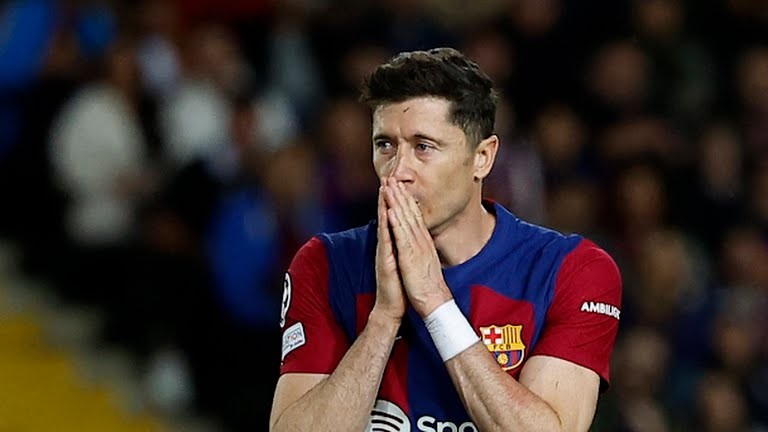 Khung cảnh quá khắc nghiệt ở Champions League - Bóng Đá