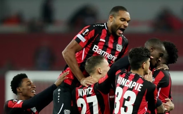 Manchester United to battle Newcastle United, West Ham United for Jonathan Tah? - Bóng Đá