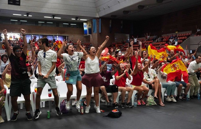 Bế mạc World Cup nữ 2023, hai luồng cảm xúc trái ngược - Bóng Đá