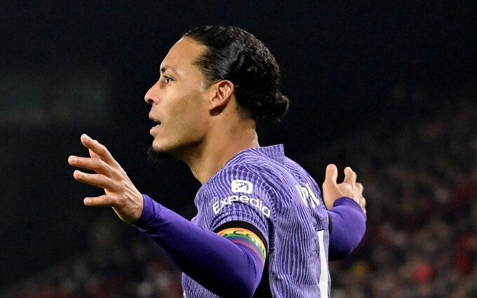 Van Dijk - Bóng Đá