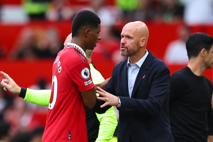 Man United ‘should consider’ a move to sign Ivan Toney, pundit claims - Bóng Đá