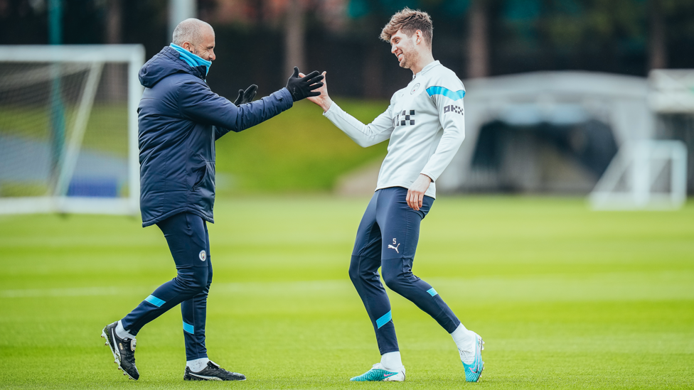 Nỗi lo Haaland xảy đến; Guardiola có động thái lạ trên sân tập Man City - Bóng Đá