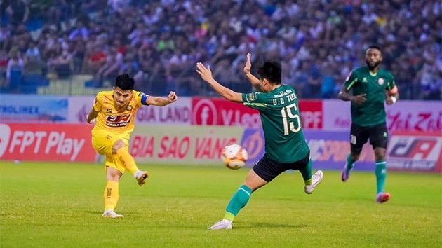 Tiền đạo ĐTQG Congo cập bến V-League; Filip Nguyễn khoác áo ĐT Việt Nam trong tháng 10? - Bóng Đá