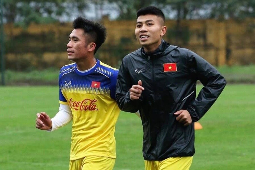 HLV Troussier gọi thêm tiền đạo HAGL lên tuyển Việt Nam - Bóng Đá