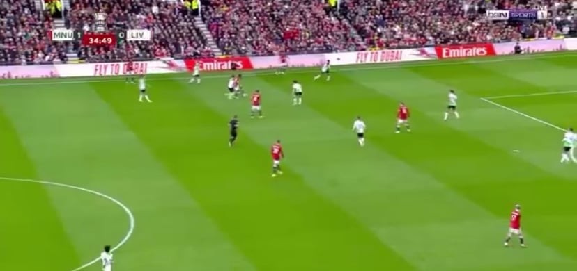 Mainoo quá khét, cùng lúc loại bỏ 2 cầu thủ Liverpool  - Bóng Đá