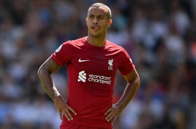 Jamie Carragher makes Thiago appeal to Jurgen Klopp ahead of Arsenal clash - Bóng Đá