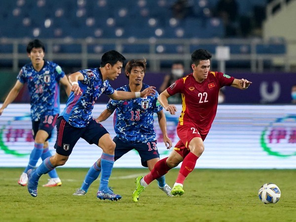 Thủ môn Việt kiều chưa thể đá V-League; Ngôi sao ĐT Việt Nam 