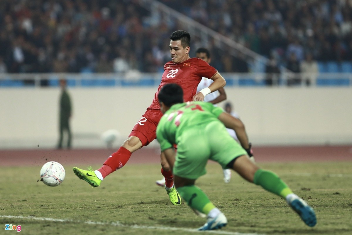 Tiến Linh bám sát Dangda ở cuộc đua ghi bàn AFF Cup 2022 - Bóng Đá