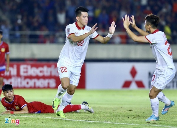 5 cuộc đối đầu gay cấn trên sân trận Việt Nam vs Thái Lan - Bóng Đá