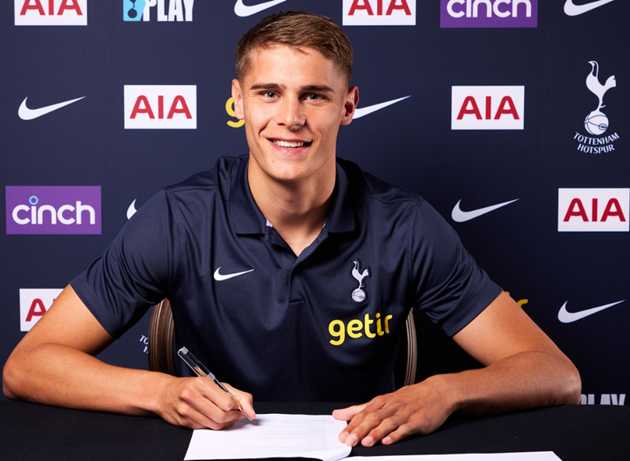 Micky van de Ven joins Tottenham on €50m total package deal - Bóng Đá
