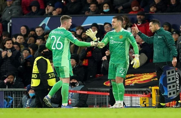 HEATON DELIGHTED AFTER LONG-AWAITED UNITED DEBUT - Bóng Đá