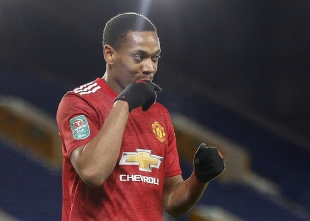 Man Utd boss Solskjaer backed to use January transfer window to replace key man - Bóng Đá