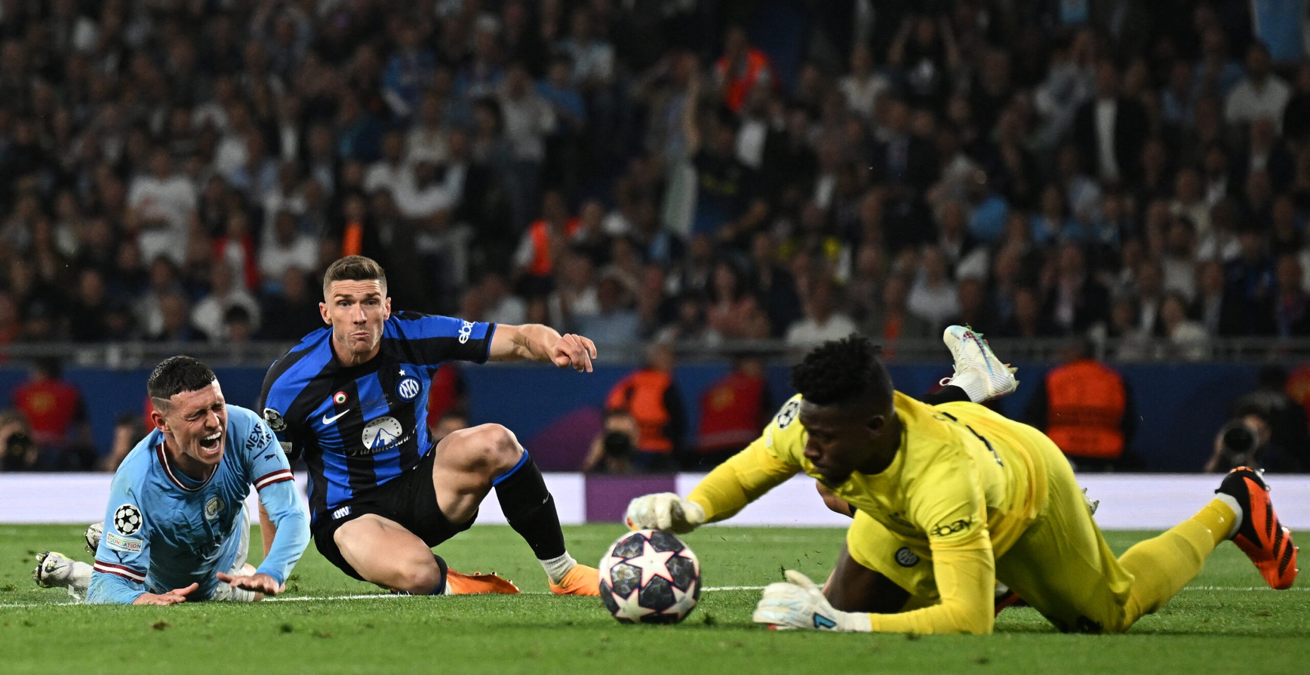 Man Utd vừa hoàn tất bản HĐ đắt giá thứ 3 trong lịch sử - Bóng Đá