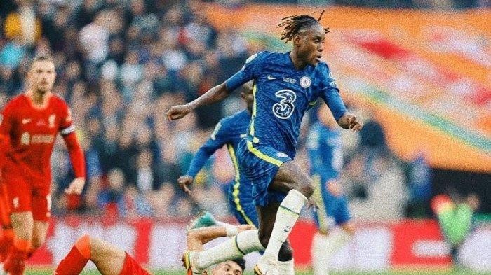 Manchester United are interested in signing Chelsea defender Trevoh Chalobah - Bóng Đá