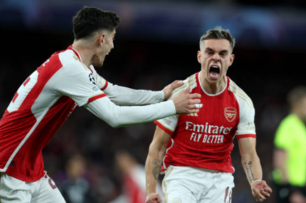 Phá lưới Bayern Munich, Trossard nên đá chính ở lượt về? - Bóng Đá