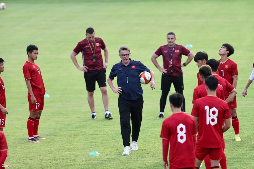 U22 Việt Nam tráo số áo trước trận gặp Thái Lan - Bóng Đá