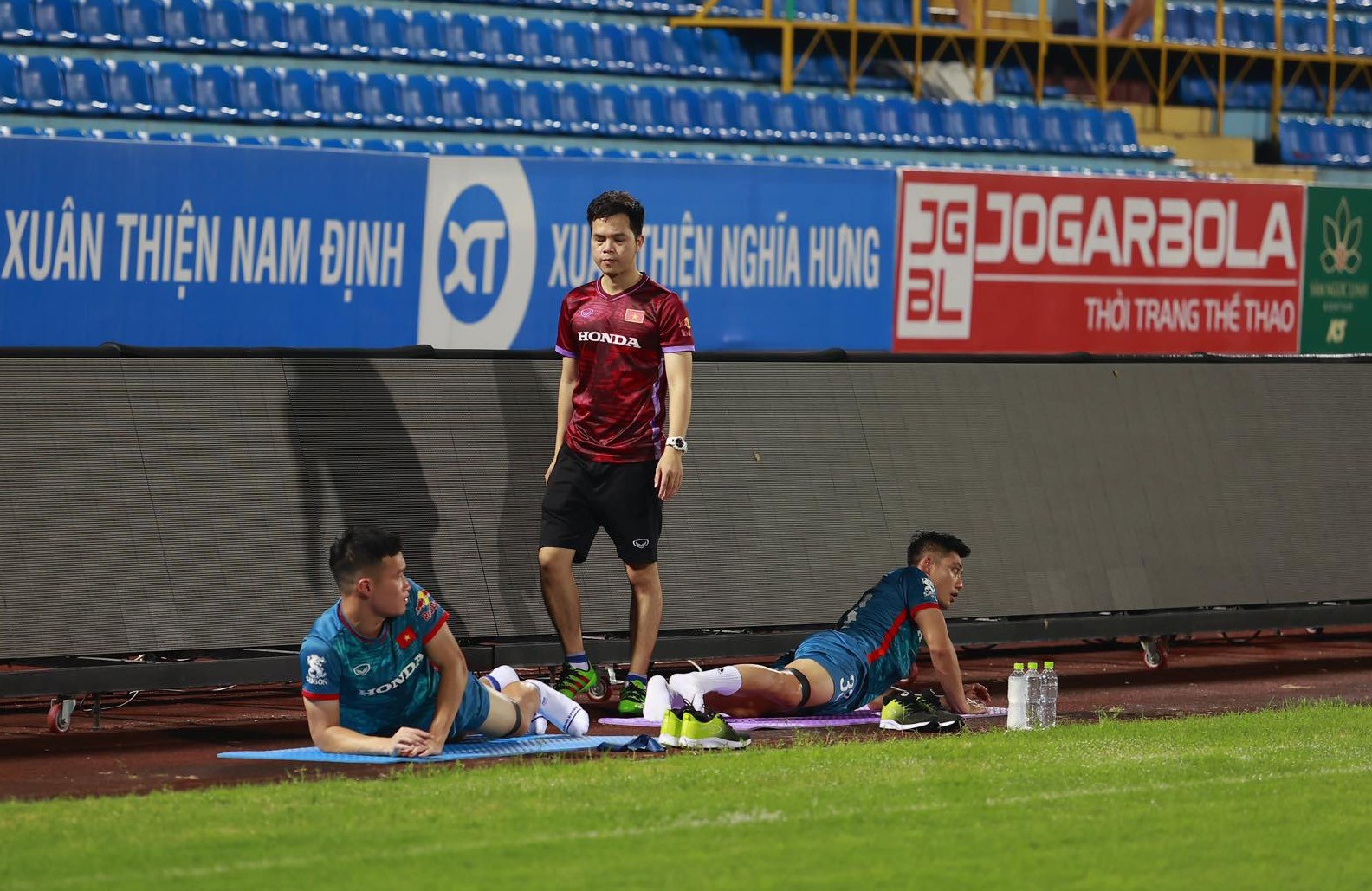 Công Phượng, Văn Toàn háo hức chờ 'xé lưới' Syria - Bóng Đá