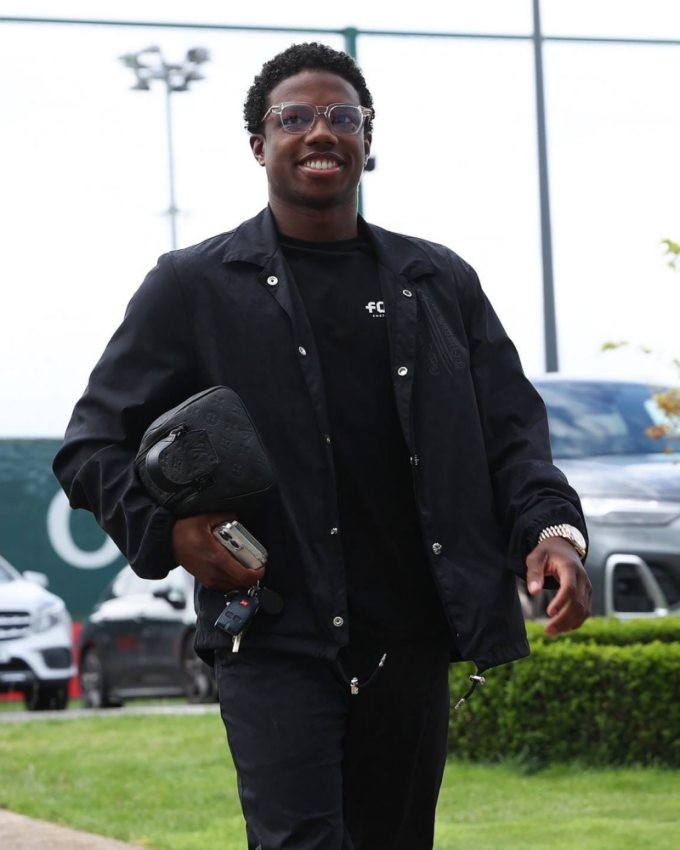 Ten Hag nổi nóng, thêm bằng chứng thượng tầng MU như trò hề - Bóng Đá