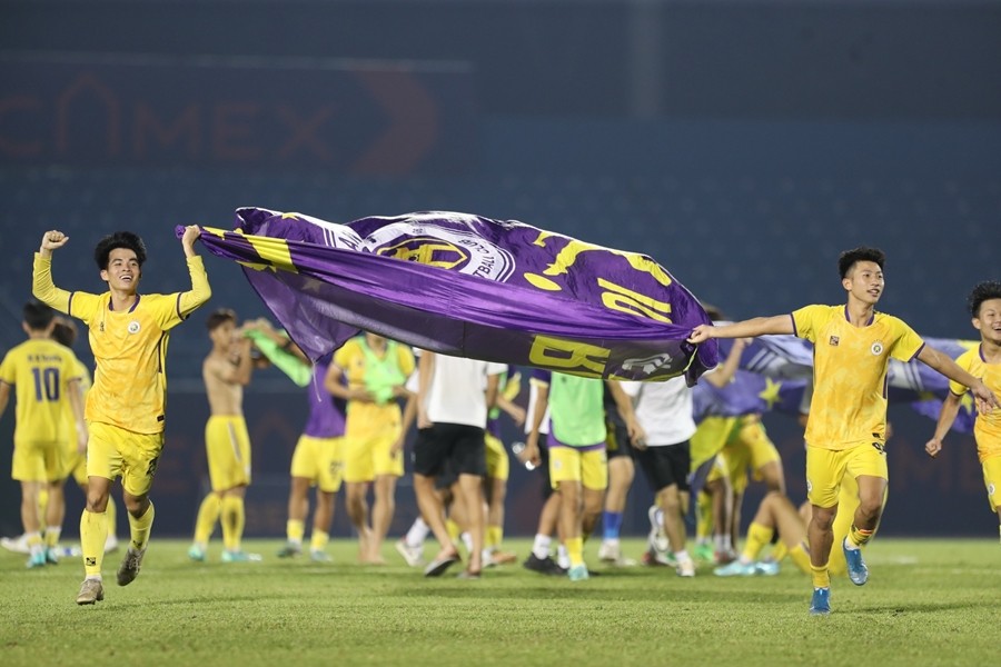 Cú Panenka của Công Phương không cứu nổi Thể Công Viettel trên chấm luân lưu chung kết U19 - Bóng Đá