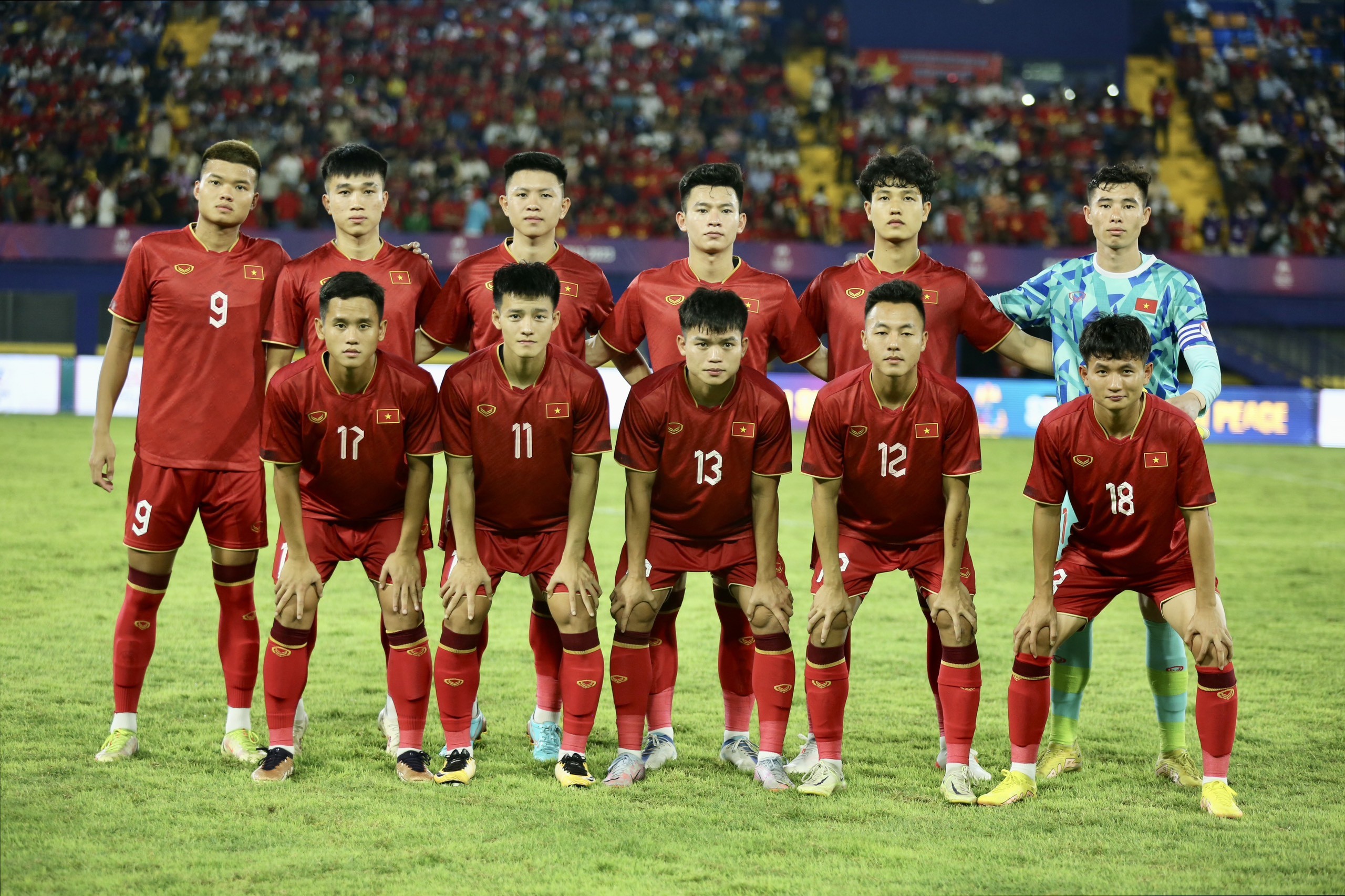 U22 Việt Nam: Thấy gì ở cách HLV Troussier dụng binh - Bóng Đá