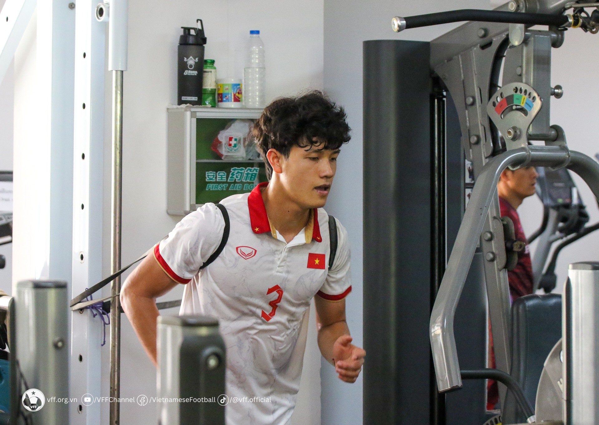 Phòng gym trầm lặng của U22 Việt Nam sau thất bại ở bán kết - Bóng Đá