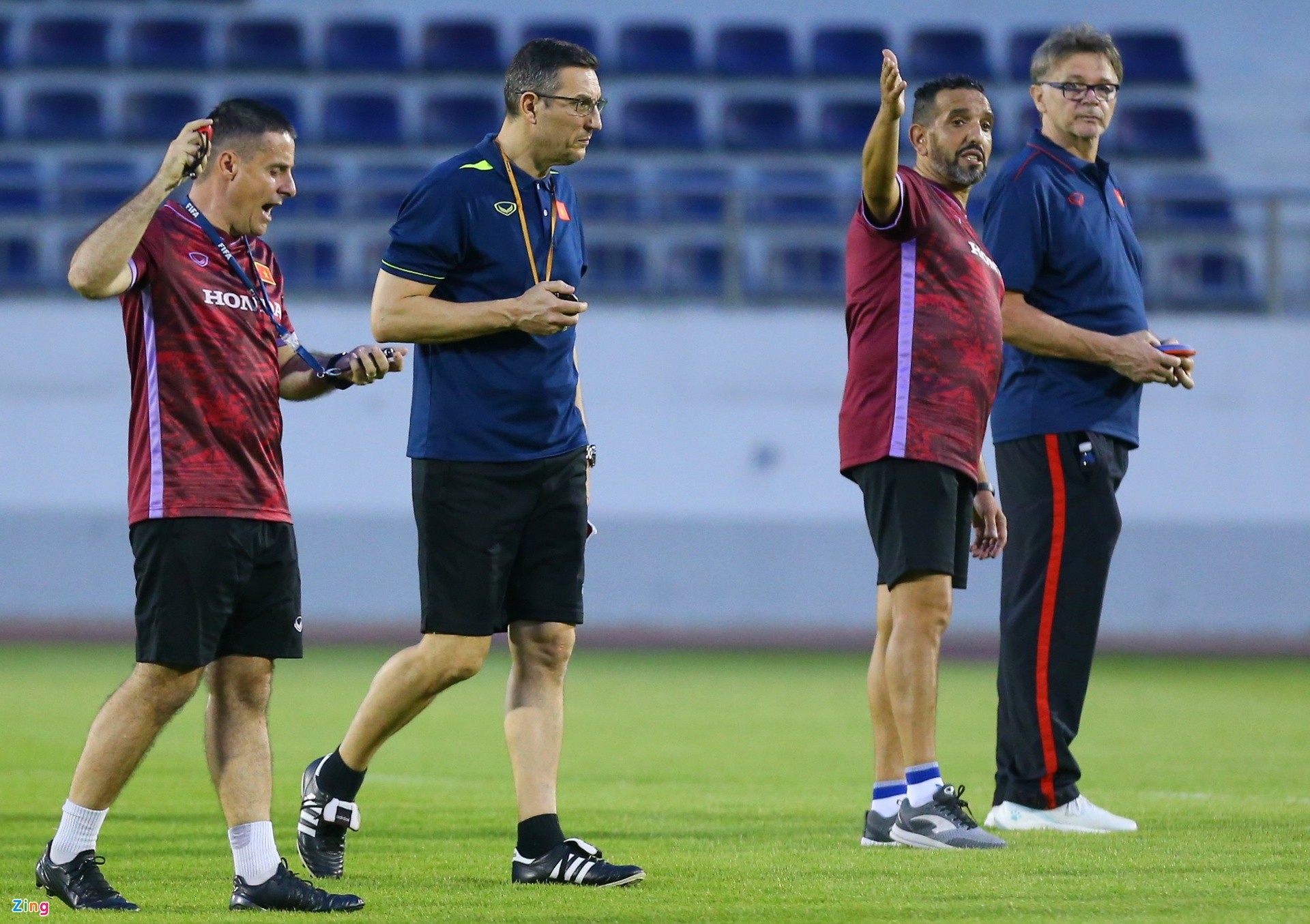 Lê Văn Đô lẻ loi trong ngày đầu của chiến dịch SEA Games - Bóng Đá