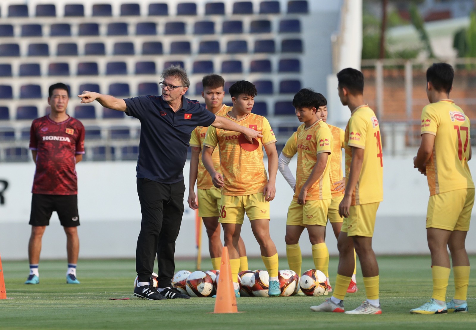 U22 Việt Nam: Những quân bài tẩy của HLV Philippe Troussier - Bóng Đá