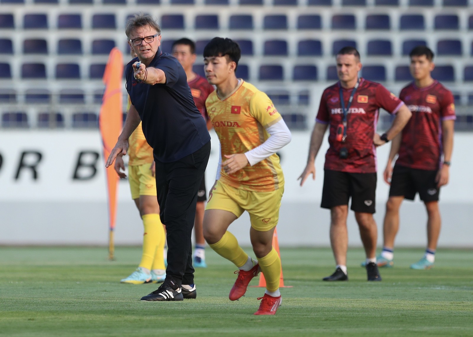 Danh sách U22 Việt Nam dự SEA Games: Căng tới phút cuối - Bóng Đá